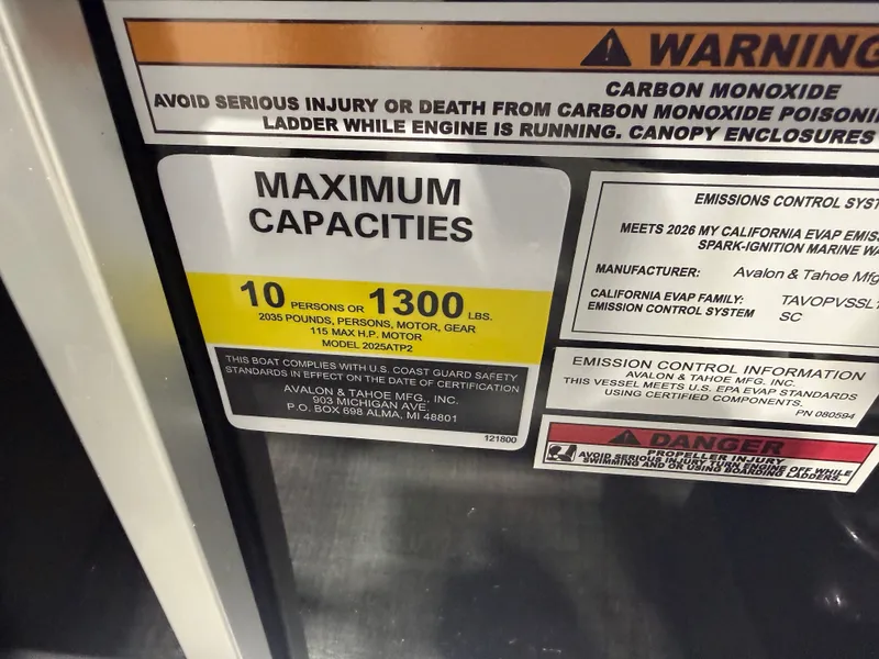 Slide: The Image of Tahoe Sport Rear Fish 2185 & 4-Stroke $32995 2026 - 16