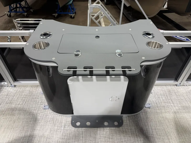 Slide: The Image of Tahoe Sport Rear Fish 2185 & 4-Stroke $32995 2026 - 23