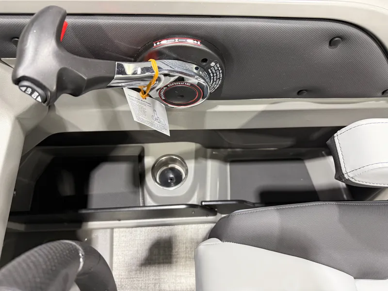 Slide: The Image of Tahoe LTZ CRB 2385 Cruise Rear Bench Pontoon 2026 - 15