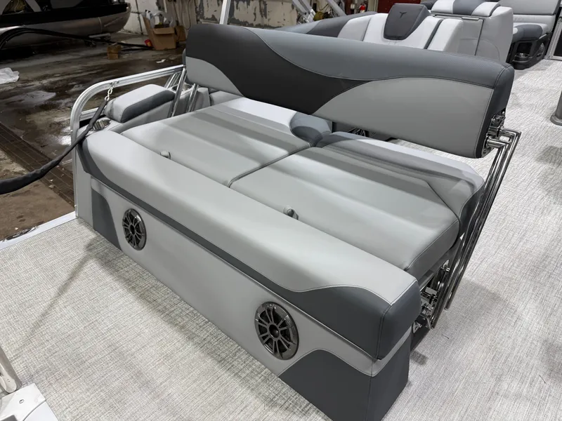 Slide: The Image of Tahoe LTZ CRB 2385 Cruise Rear Bench Pontoon 2026 - 23