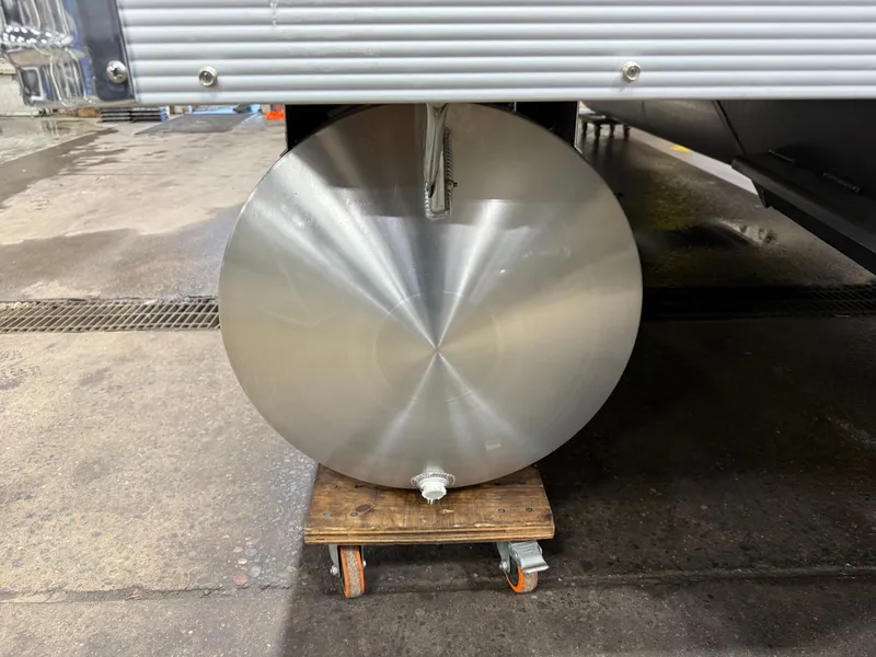 Slide: The Image of Tahoe LTZ CRB 2385 Cruise Rear Bench Pontoon 2026 - 44