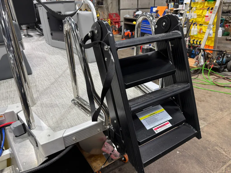 Slide: The Image of Tahoe LTZ CRB 2385 Cruise Rear Bench Pontoon 2026 - 47