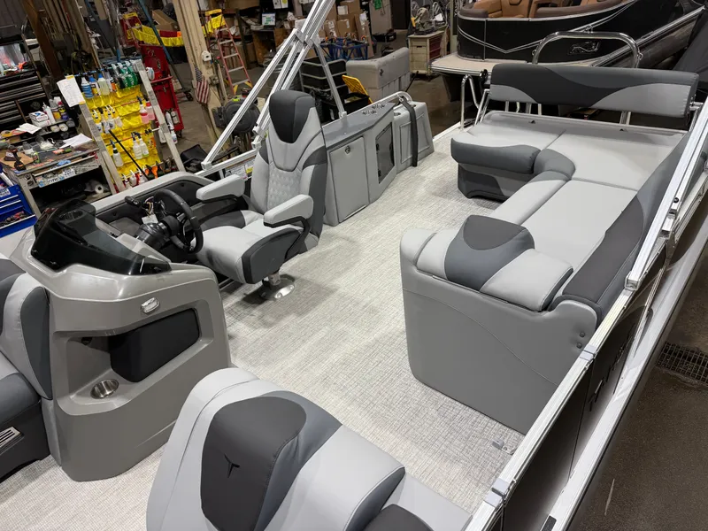 Slide: The Image of Tahoe LTZ CRB 2385 Cruise Rear Bench Pontoon 2026 - 6