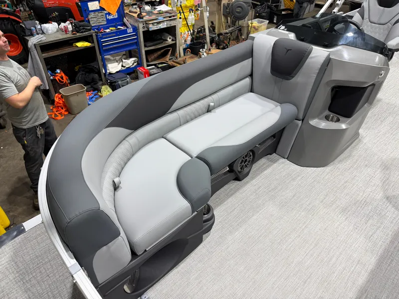 Slide: The Image of Tahoe LTZ CRB 2385 Cruise Rear Bench Pontoon 2026 - 7