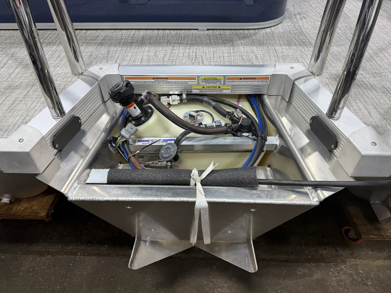 Slide: The Image of Tahoe LTZ 2385 VRB Swingback 2026 - 45