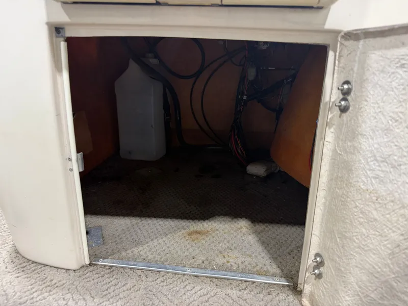 Slide: The Image of Manitou Legacy 240 & 2017 Mercury 4Stroke EFI $12,995 2001 - 30