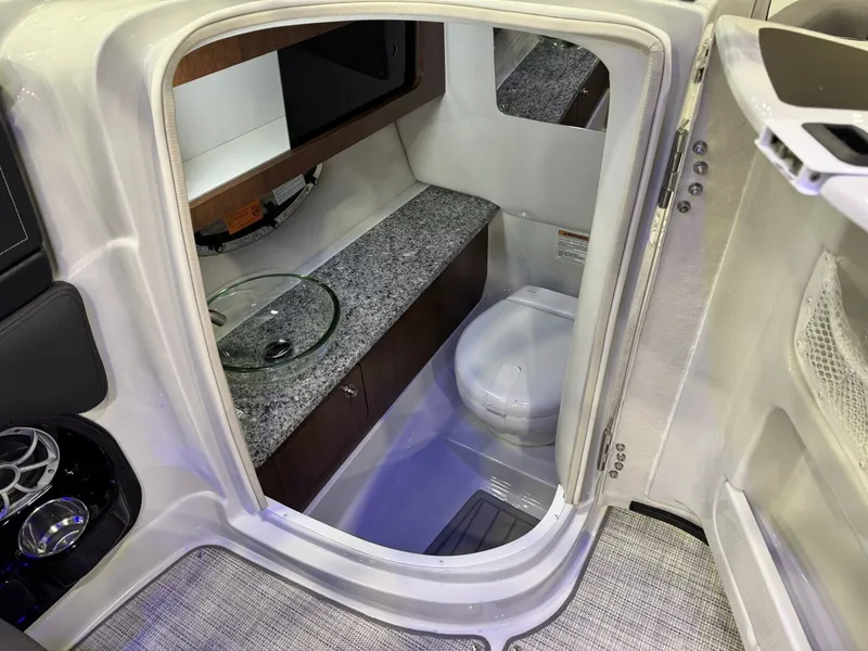 Slide: The Image of Crownline Boats 298 SS 2026 - 14