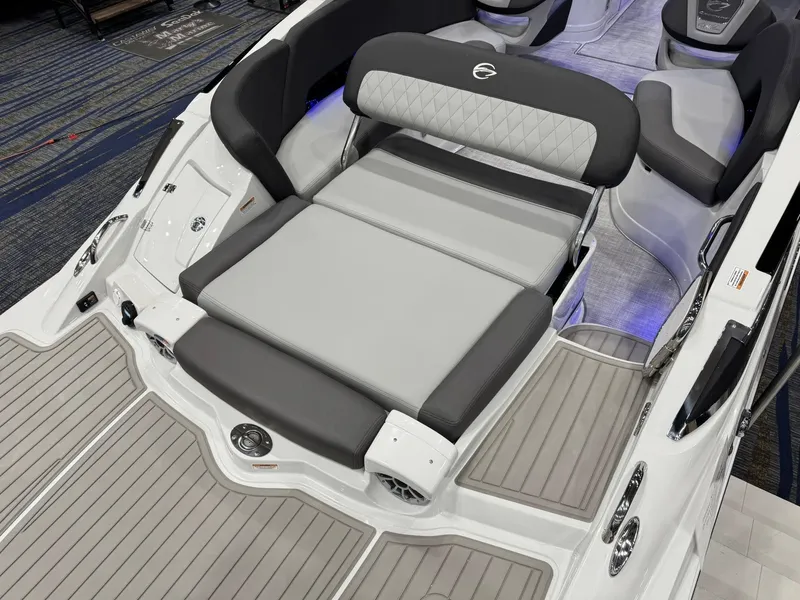 Slide: The Image of Crownline Boats 298 SS 2026 - 25