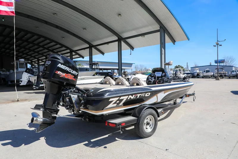 Slide: The Image of Nitro Z-7 2013 - 10