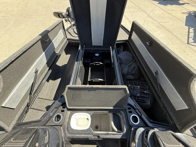 Slide: The Image of Nitro Z20 2020 - 15