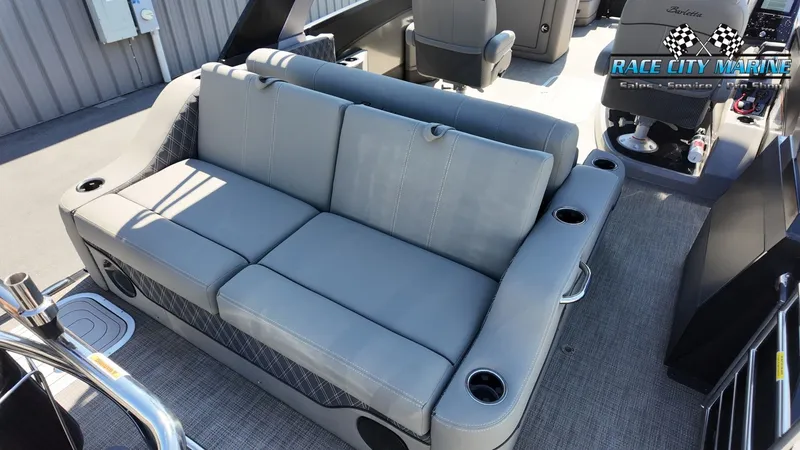 Slide: The Image of Barletta L23UCA 2022 - 12