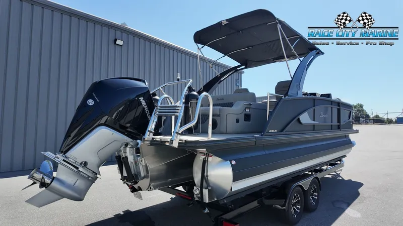 Slide: The Image of Barletta L23UCA 2022 - 8