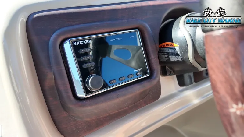 Slide: The Image of Forest River 523 RS 3.0 2018 - 14