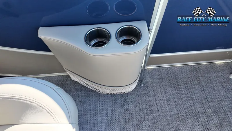 Slide: The Image of Forest River 523 RS 3.0 2018 - 19