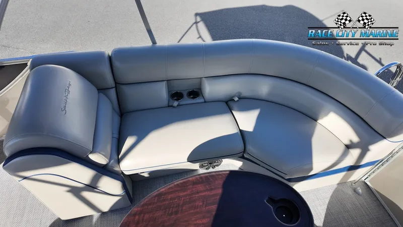 Slide: The Image of Forest River 523 RS 3.0 2018 - 21