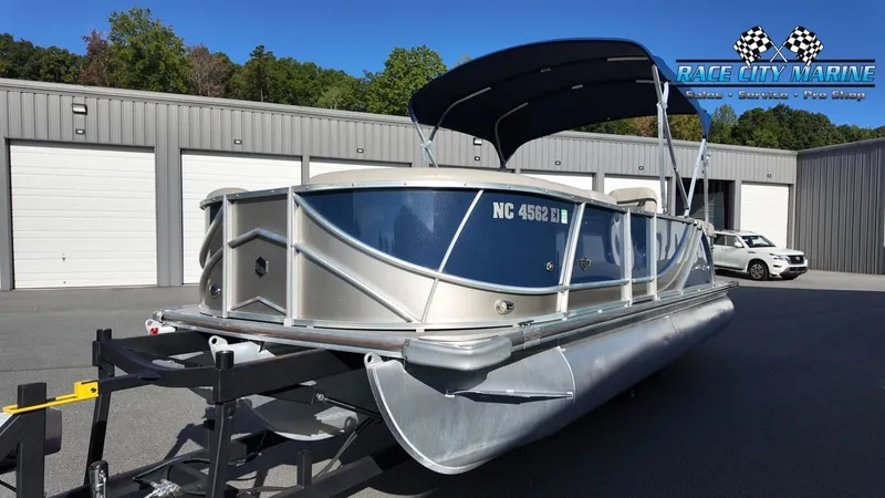 Slide: The Image of Forest River 523 RS 3.0 2018 - 6