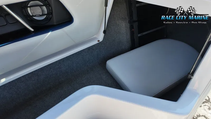 Slide: The Image of Nautique Super Air Nautique 230 2010 - 27