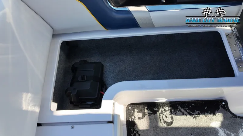 Slide: The Image of Nautique Super Air Nautique 230 2010 - 28