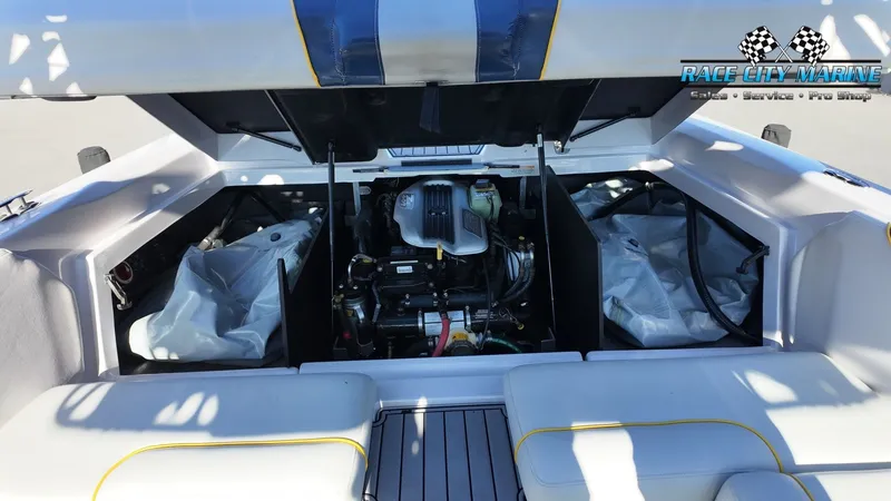 Slide: The Image of Nautique Super Air Nautique 230 2010 - 9