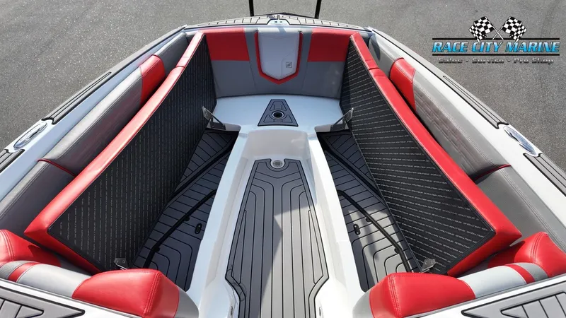 Slide: The Image of Nautique G25 2020 - 14