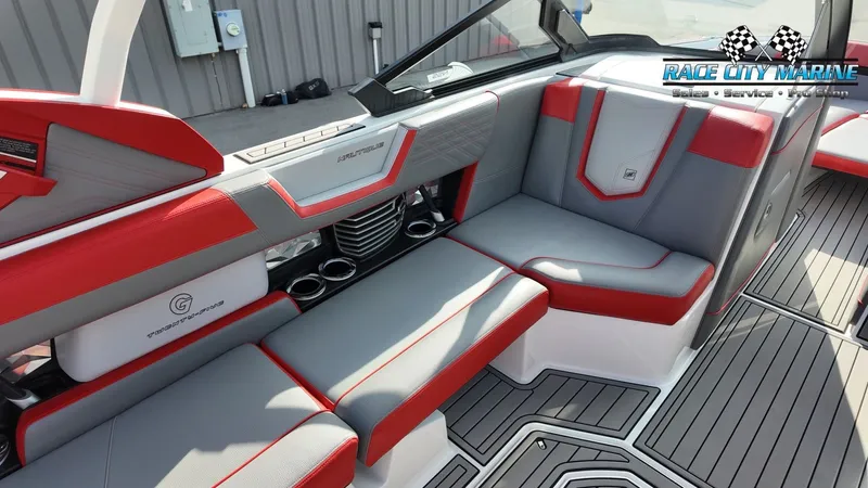 Slide: The Image of Nautique G25 2020 - 18