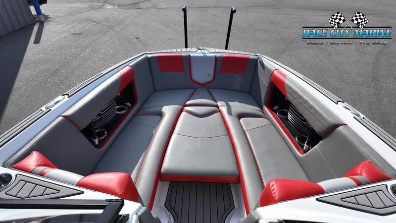 Slide: The Image of Nautique G25 2020 - 21