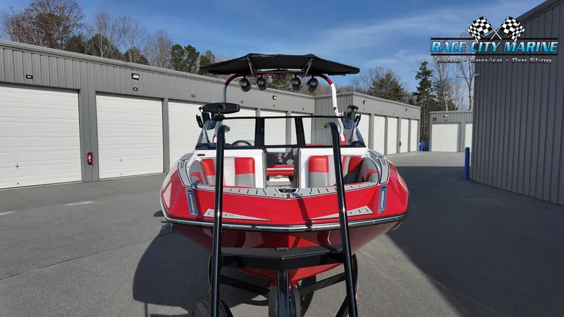 Slide: The Image of Nautique G25 2020 - 3