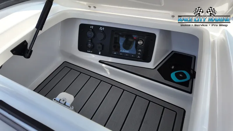 Slide: The Image of Nautique G25 2020 - 30