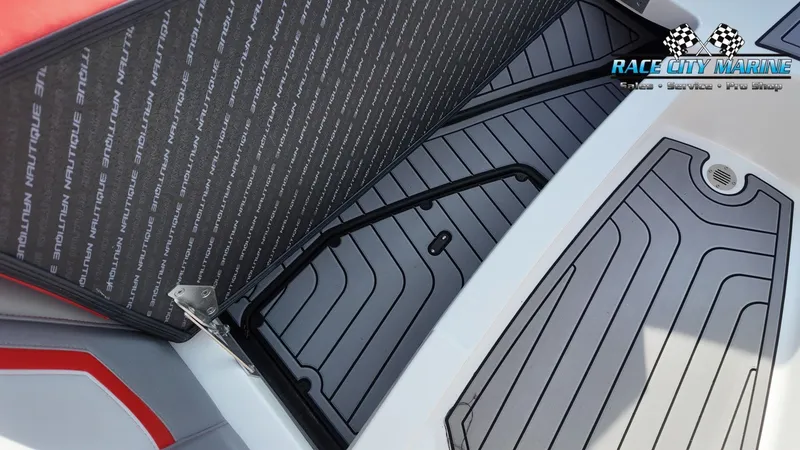 Slide: The Image of Nautique G25 2020 - 34