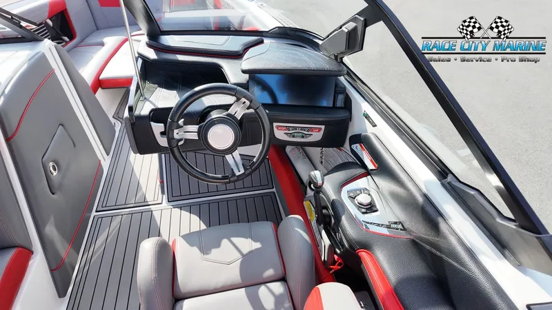 Slide: The Image of Nautique G25 2020 - 35