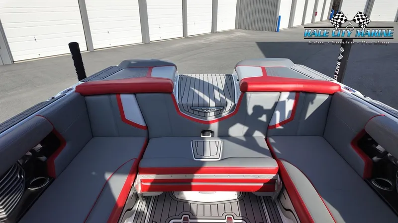 Slide: The Image of Nautique G25 2020 - 45