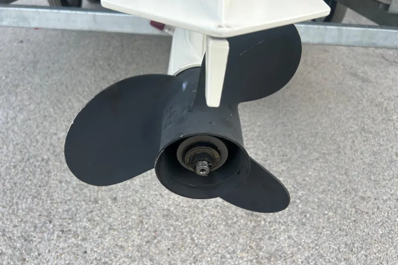 Slide: The Image of Close-up of BRP logo and "115" on 2014 Bennington G22. - 15