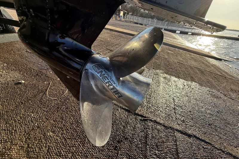 Slide: The Image of Close-up of a Mercury Enertia propeller on a 2017 Sun Tracker Party Barge 24 DLX. - 38