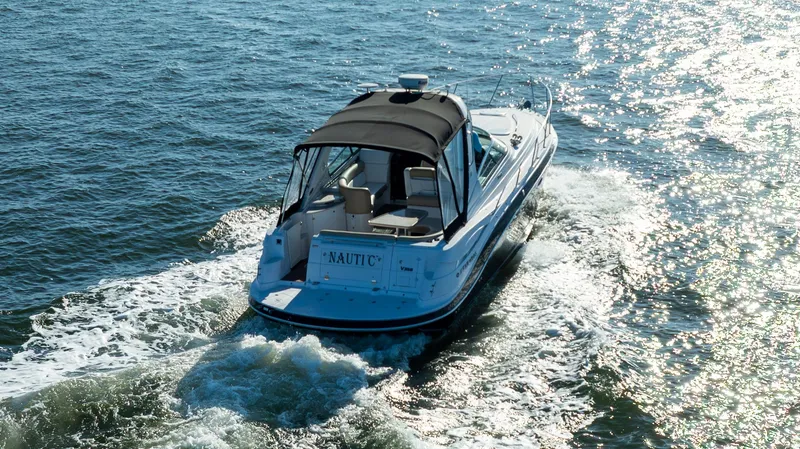 Slide: The Image of Four Winns 358 Vista 2009 - 11