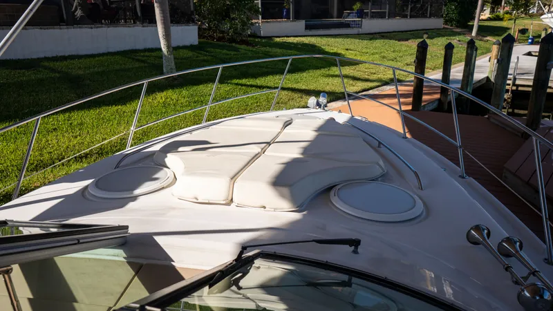 Slide: The Image of Four Winns 358 Vista 2009 - 47