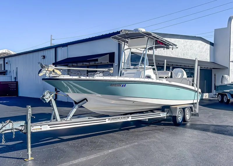 Slide: The Image of Boston Whaler 2012 Boston Whaler 23 Dauntless 2012 - 1