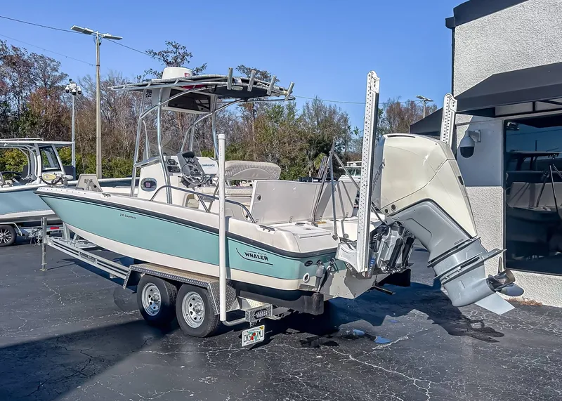 Slide: The Image of Boston Whaler 2012 Boston Whaler 23 Dauntless 2012 - 3