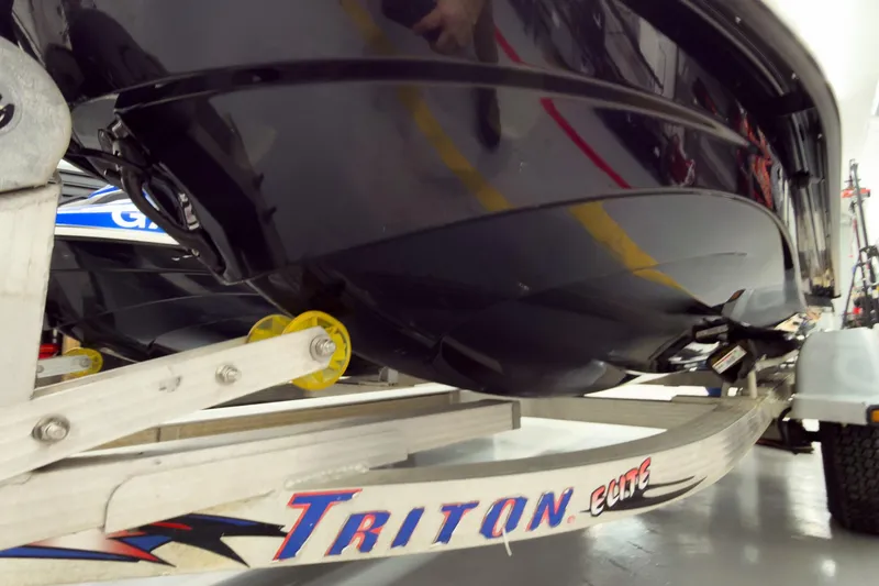 Slide: The Image of 2018 Yamaha WaveRunner EX Deluxe on Triton Elite trailer, close-up view. - 18