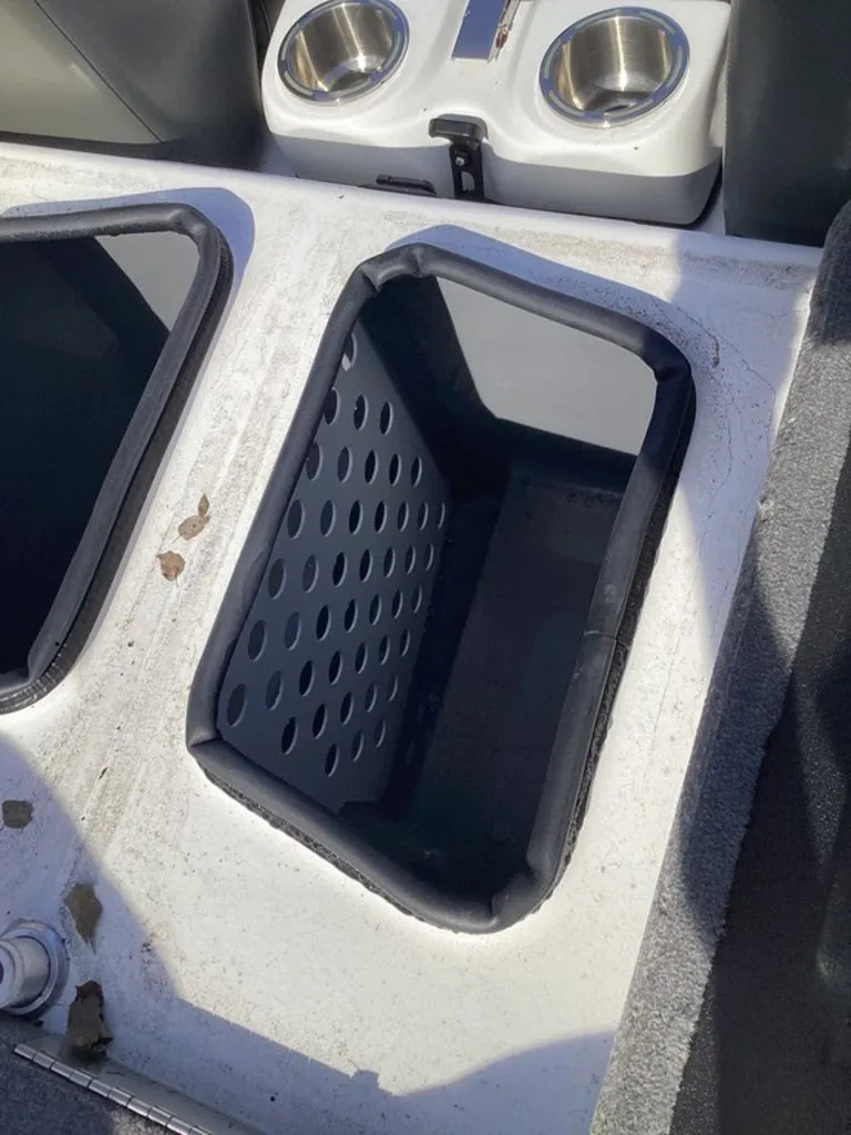 Slide: The Image of Bass Cat Pantera II 2025 - 23