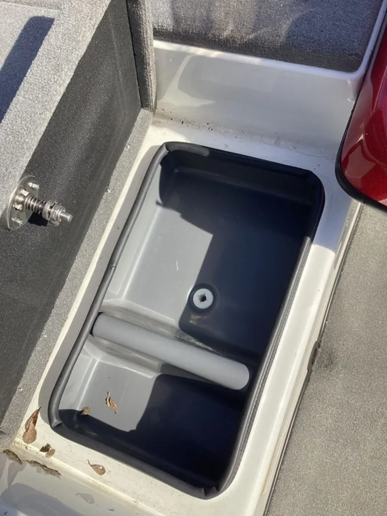 Slide: The Image of Bass Cat Pantera II 2025 - 42