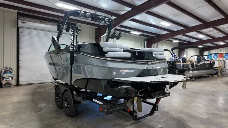 Slide: The Image of MasterCraft XT24 2026 - 17