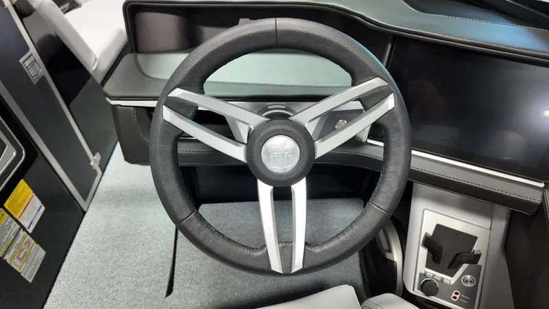 Slide: The Image of MasterCraft XT24 2026 - 48