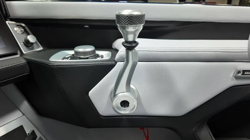 Slide: The Image of MasterCraft XT24 2026 - 51