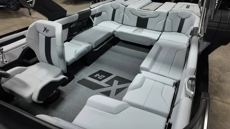 Slide: The Image of MasterCraft XT24 2026 - 57