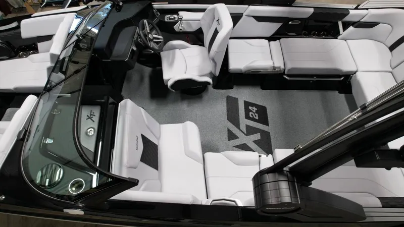 Slide: The Image of MasterCraft XT24 2026 - 61