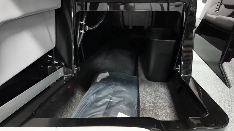 Slide: The Image of MasterCraft XT24 2026 - 66