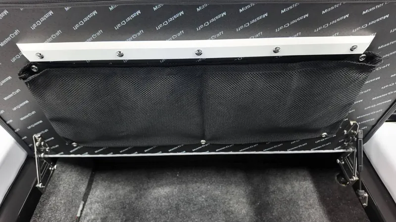 Slide: The Image of MasterCraft XT24 2026 - 71