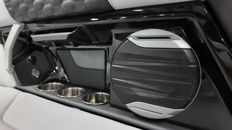 Slide: The Image of MasterCraft XT24 2026 - 73