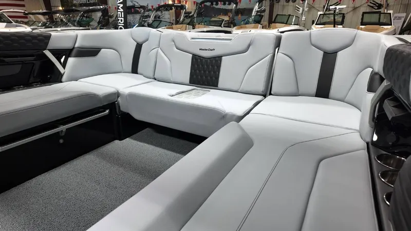 Slide: The Image of MasterCraft XT24 2026 - 75