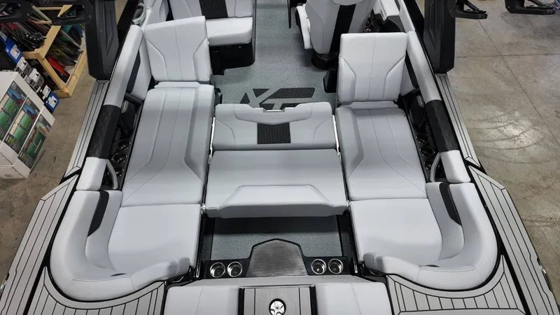 Slide: The Image of MasterCraft XT24 2026 - 93